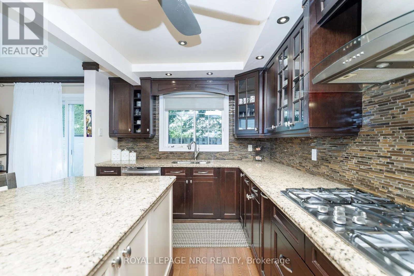 15 - 6910 KALAR ROAD #15