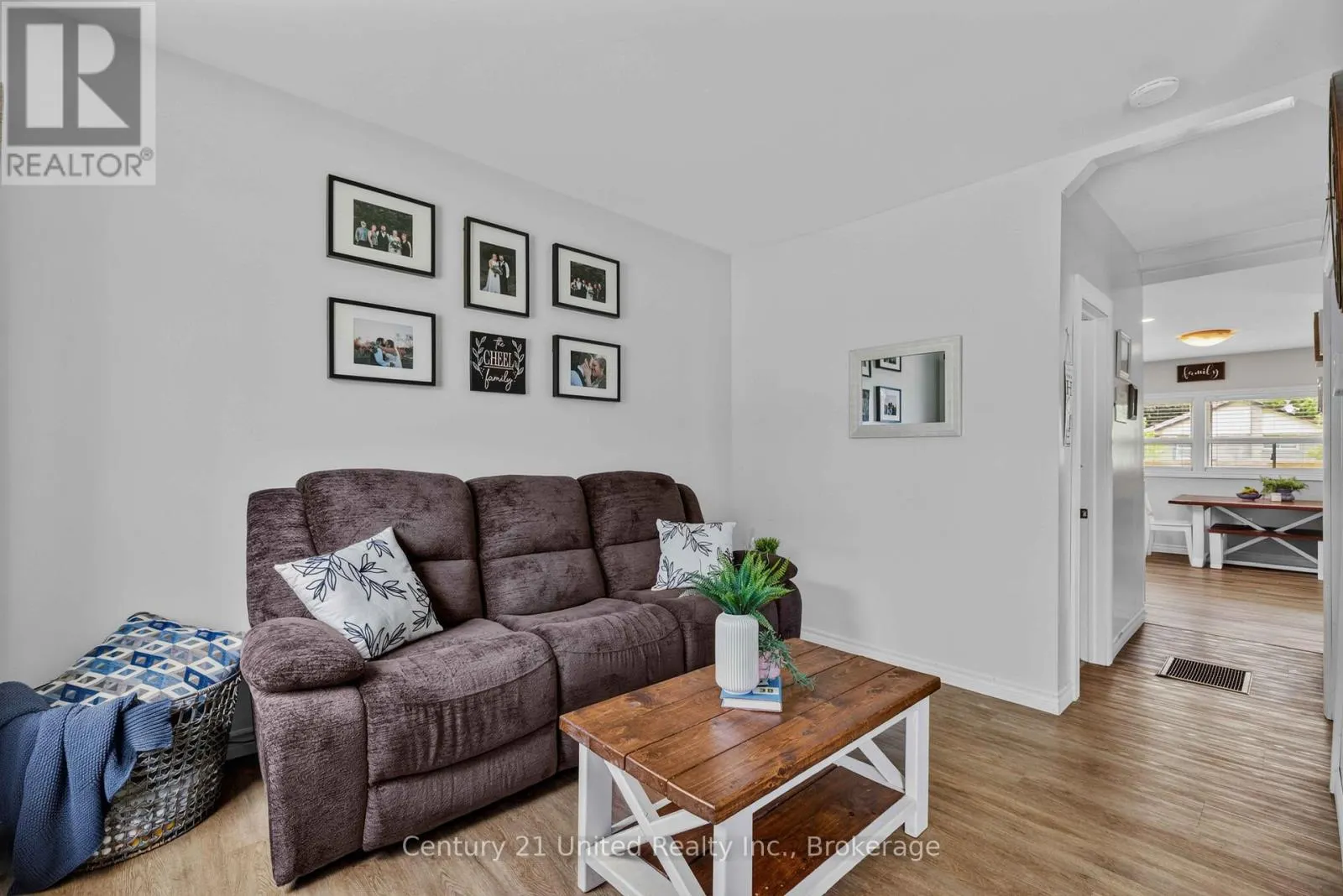 48 LEAHYS LANE