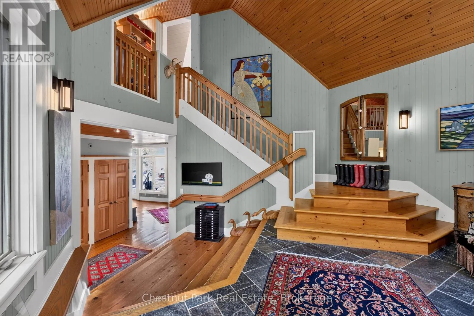 1018 PINE RIDGE ROAD