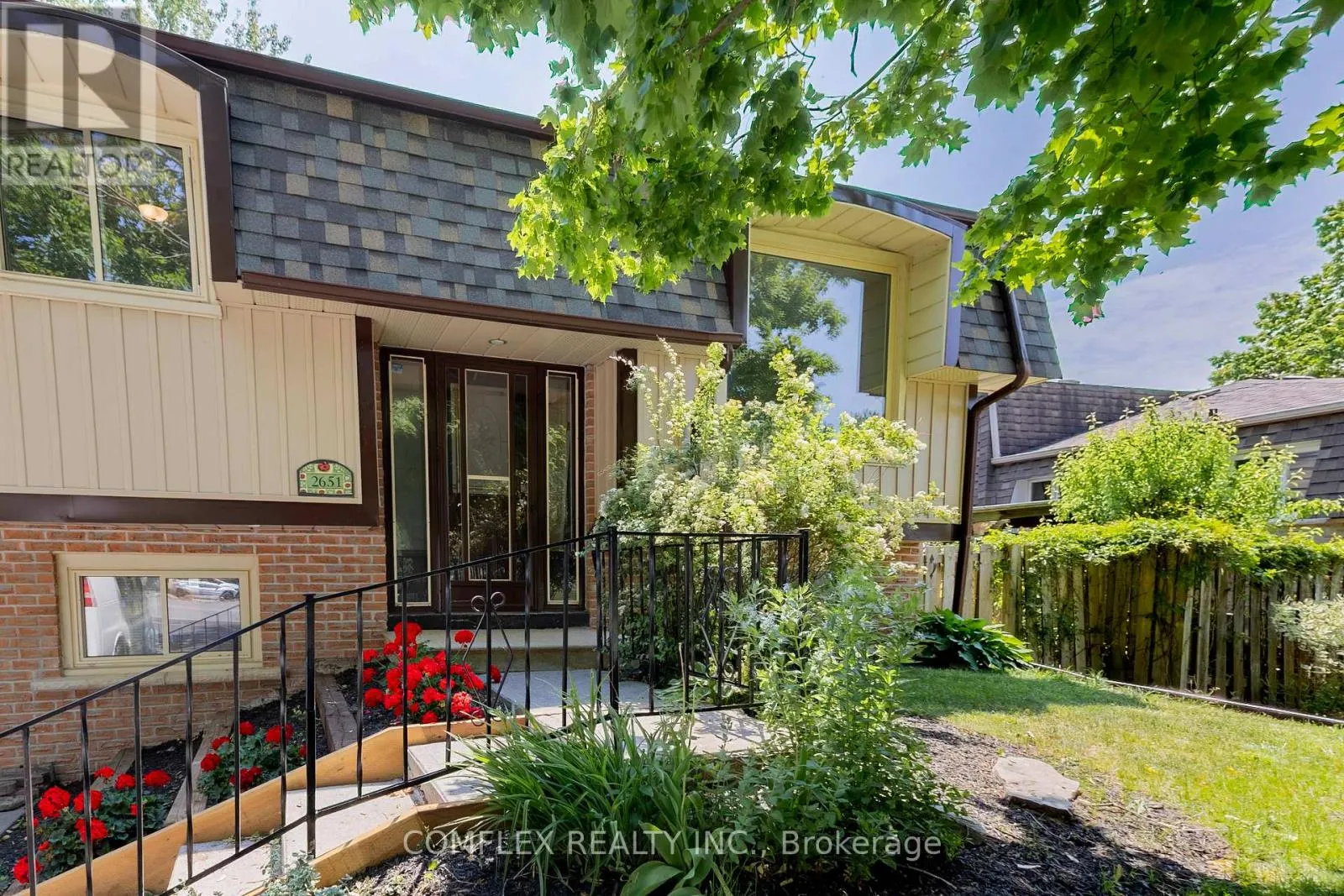 2651 MARSDALE DRIVE