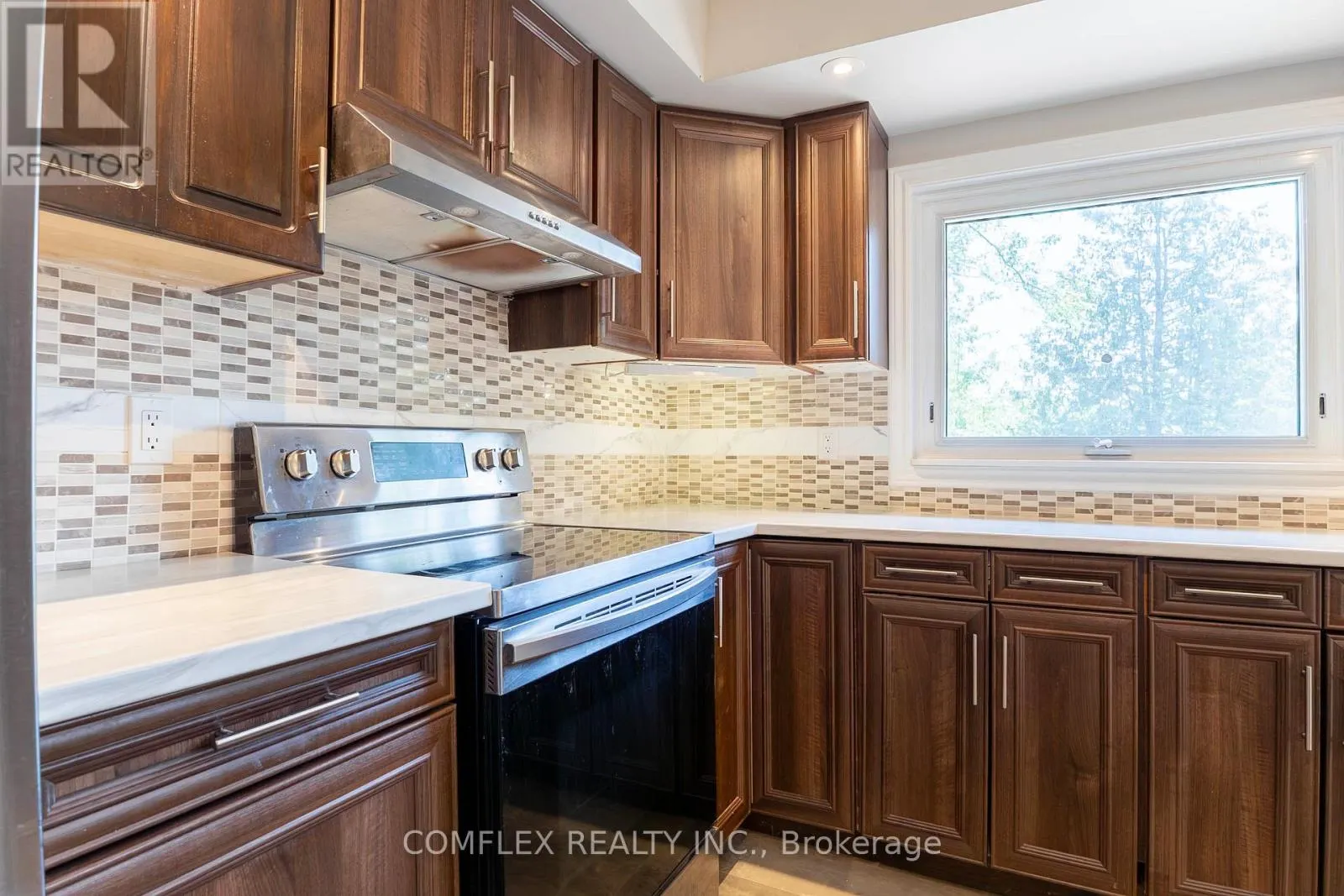 2651 MARSDALE DRIVE