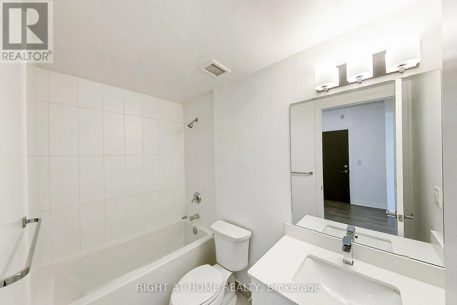 1208 - 550 NORTH SERVICE ROAD