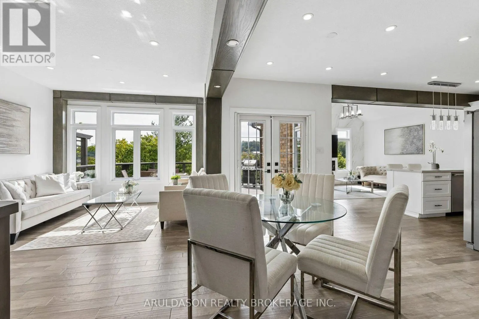 827 GREY ALDER COURT