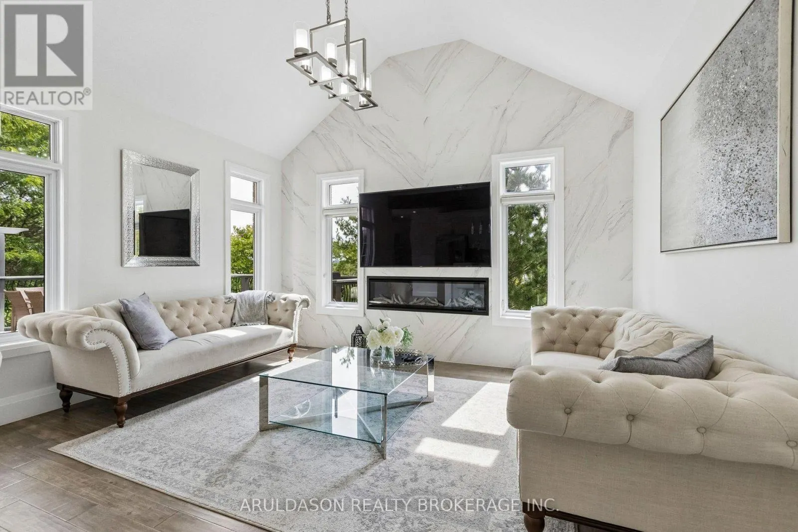 827 GREY ALDER COURT