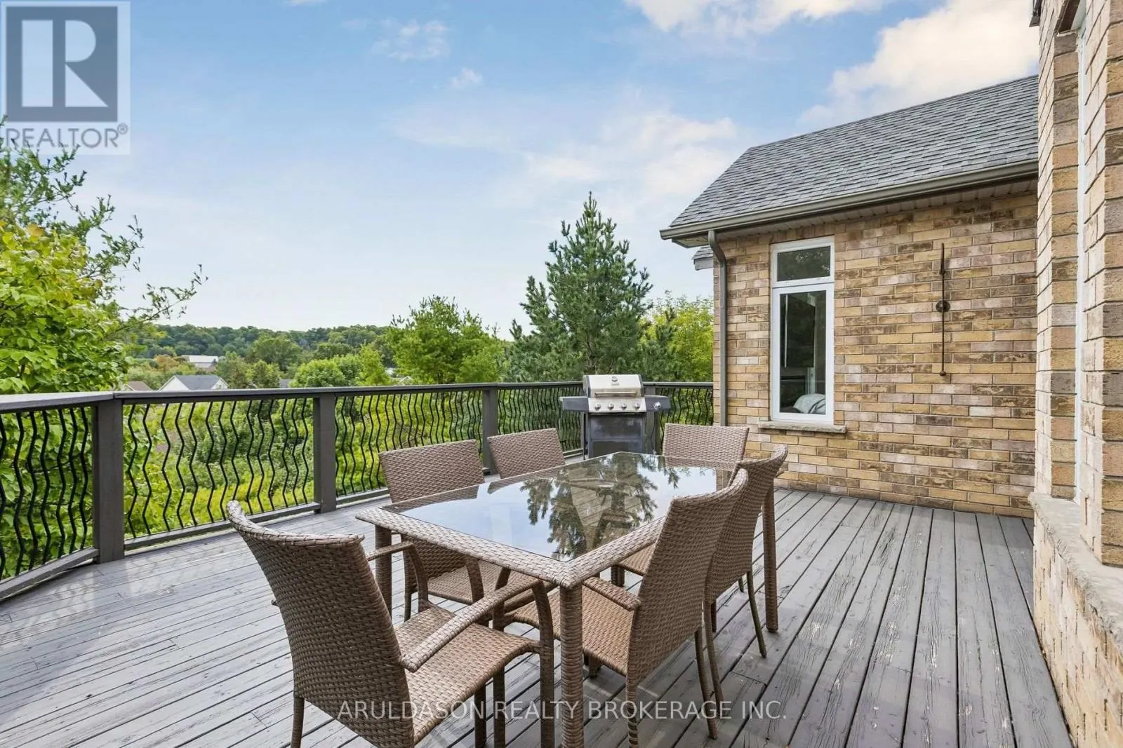 827 GREY ALDER COURT