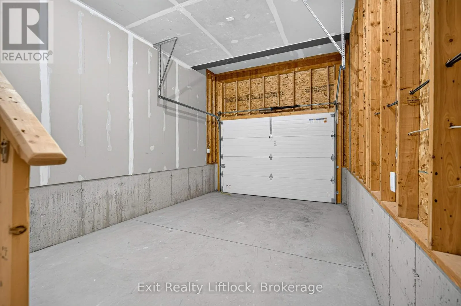 224 O'NEIL STREET