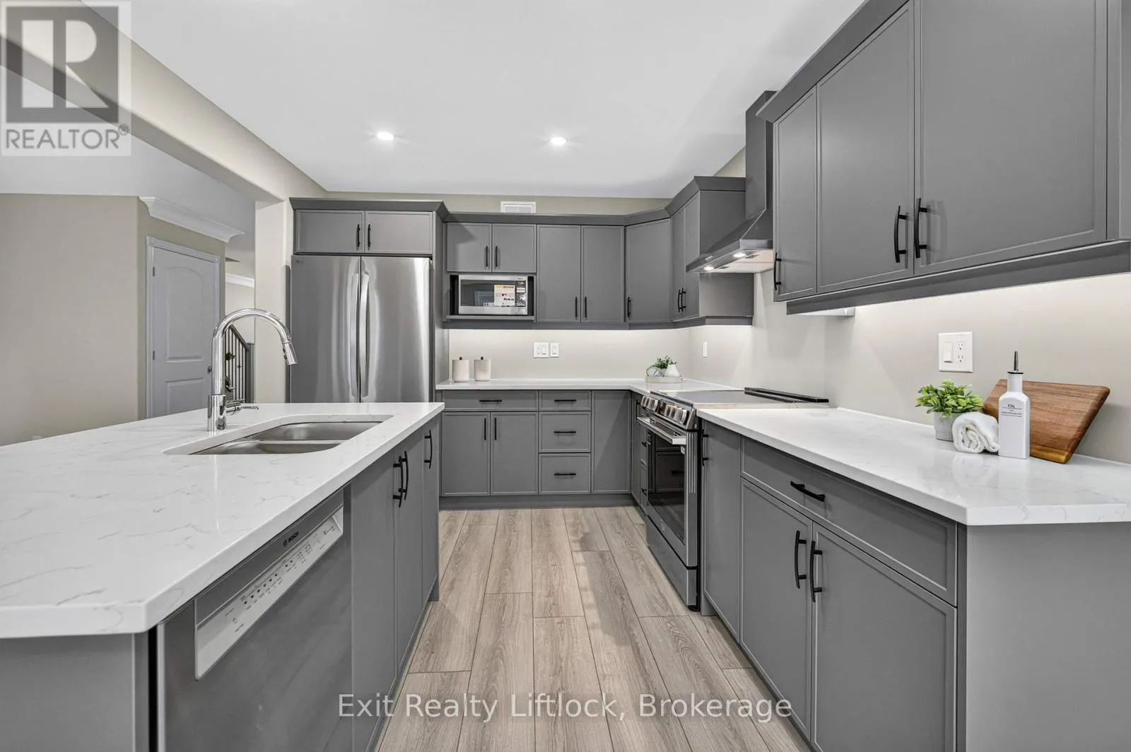 224 O'NEIL STREET