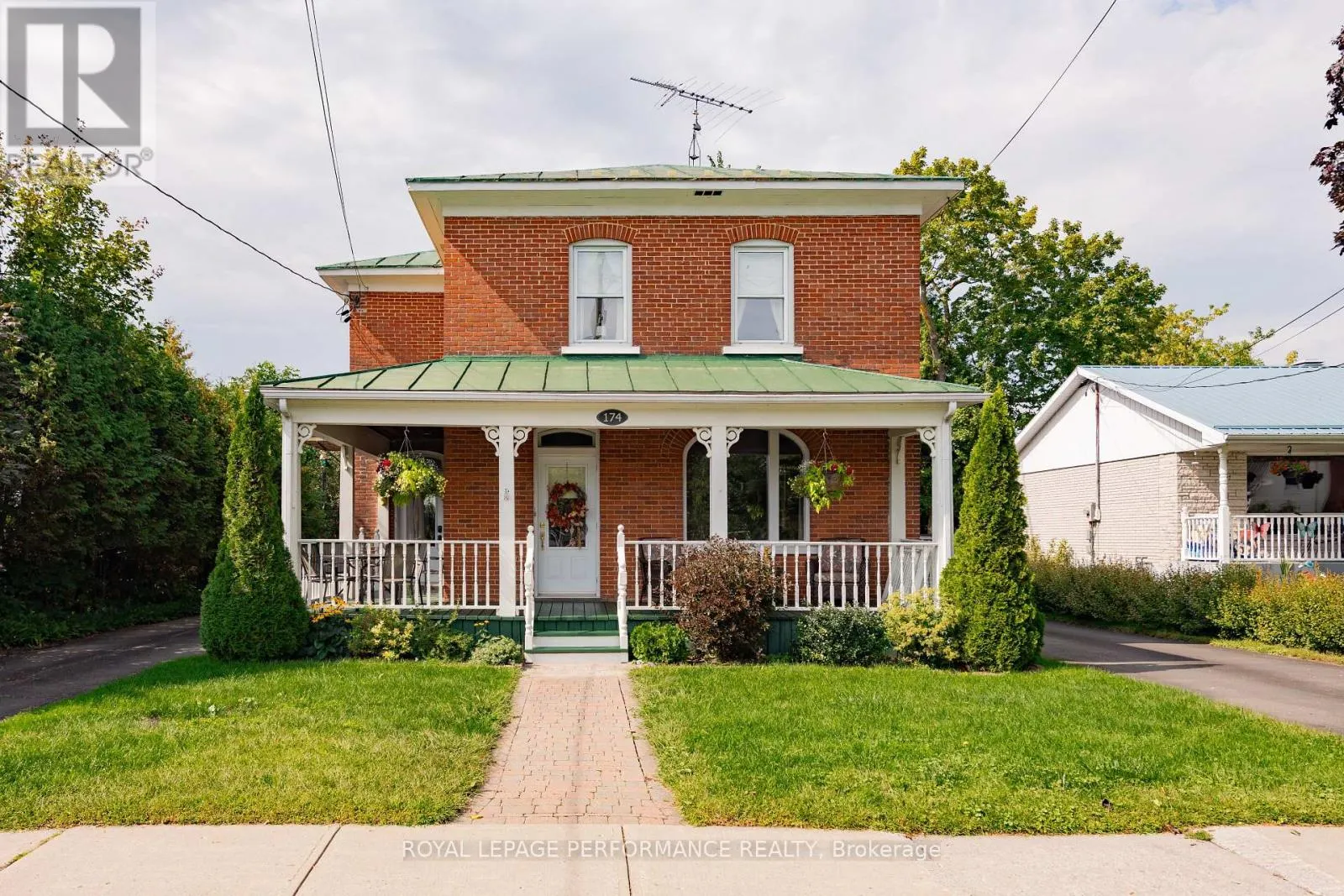 174 MAIN STREET S
