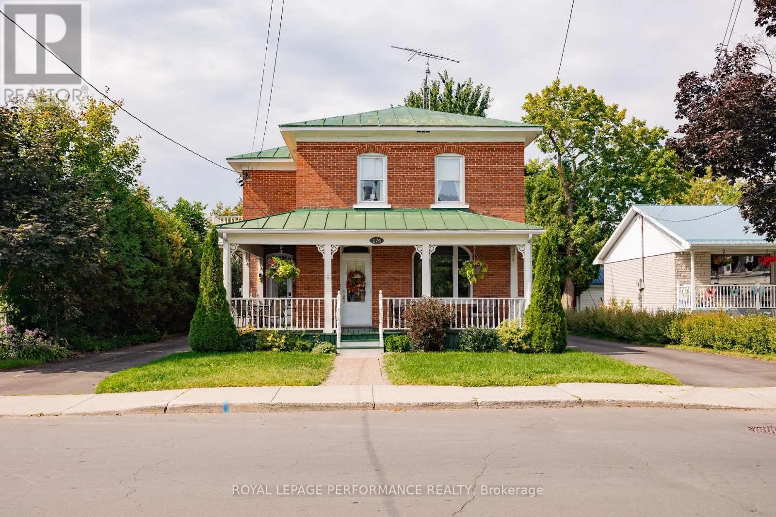 174 MAIN STREET S