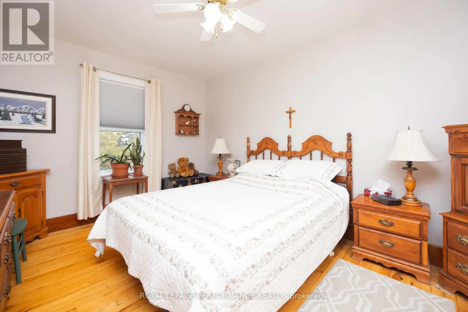 174 MAIN STREET S