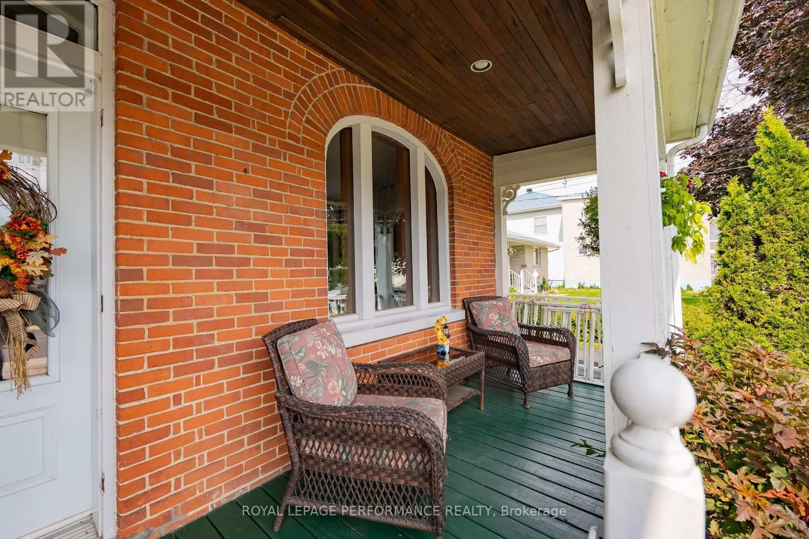 174 MAIN STREET S