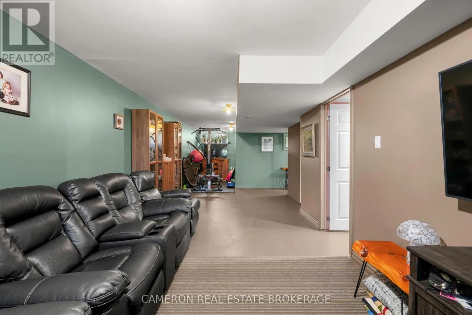327 CLARKE AVENUE