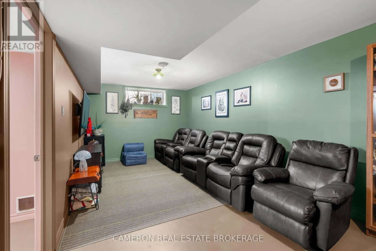 327 CLARKE AVENUE