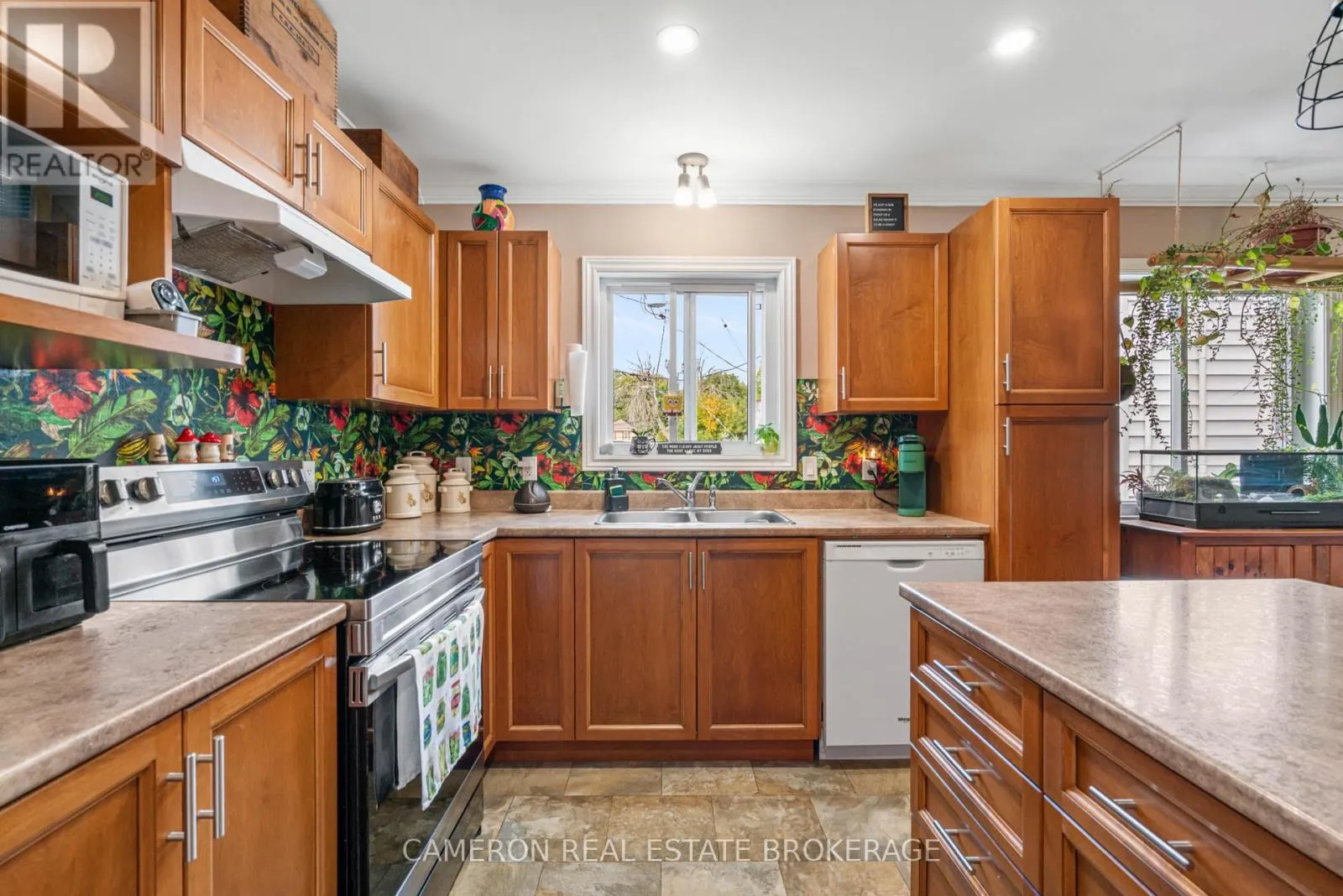 327 CLARKE AVENUE