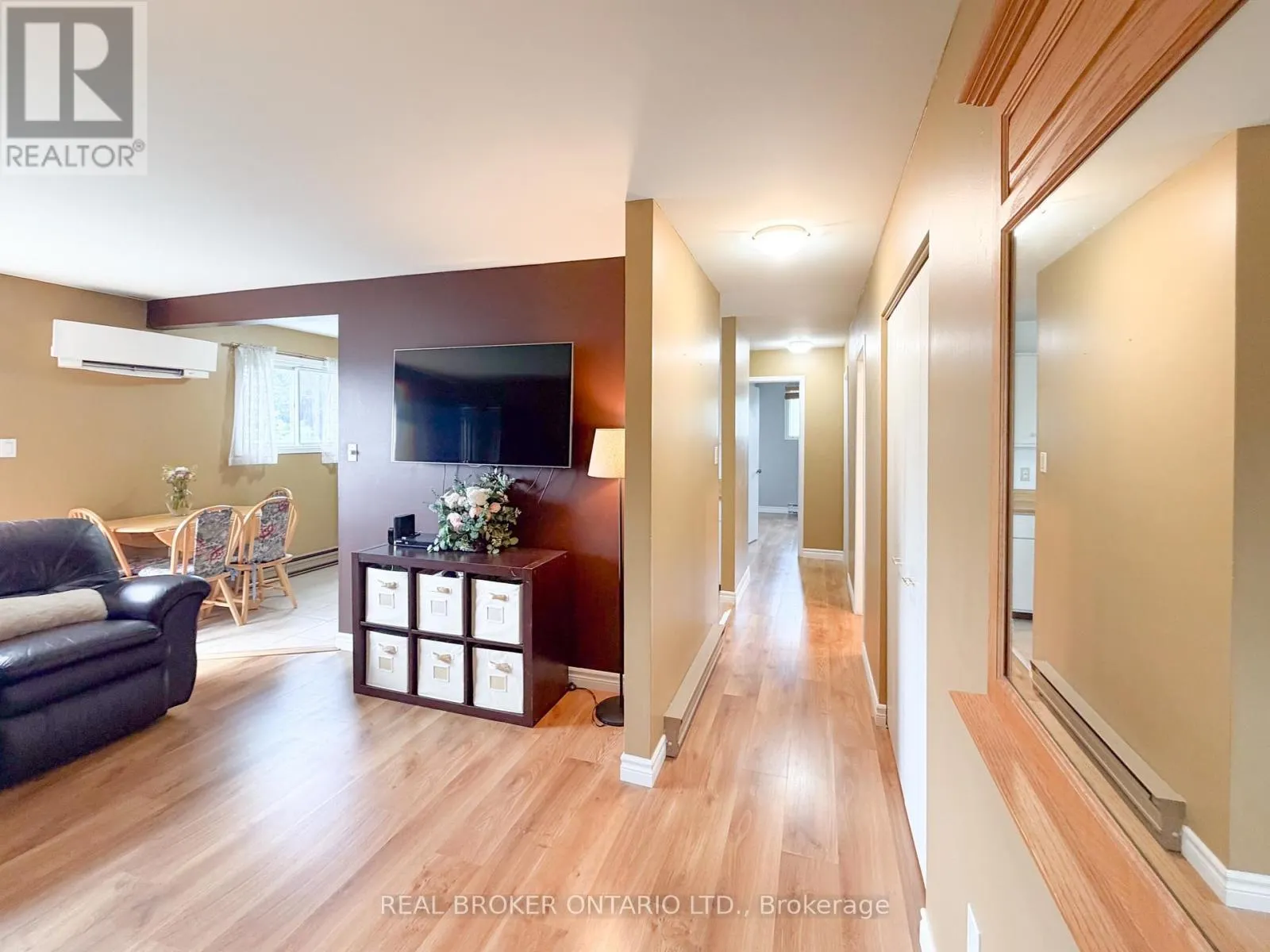 12 - 140 GEORGE STREET W