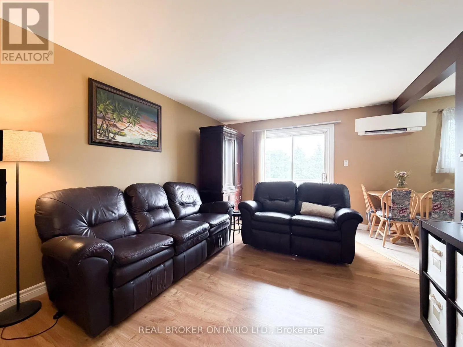 12 - 140 GEORGE STREET W