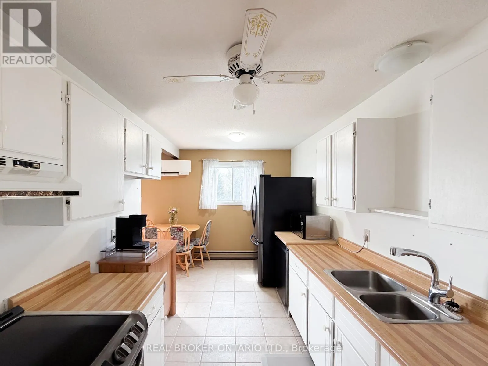 12 - 140 GEORGE STREET W