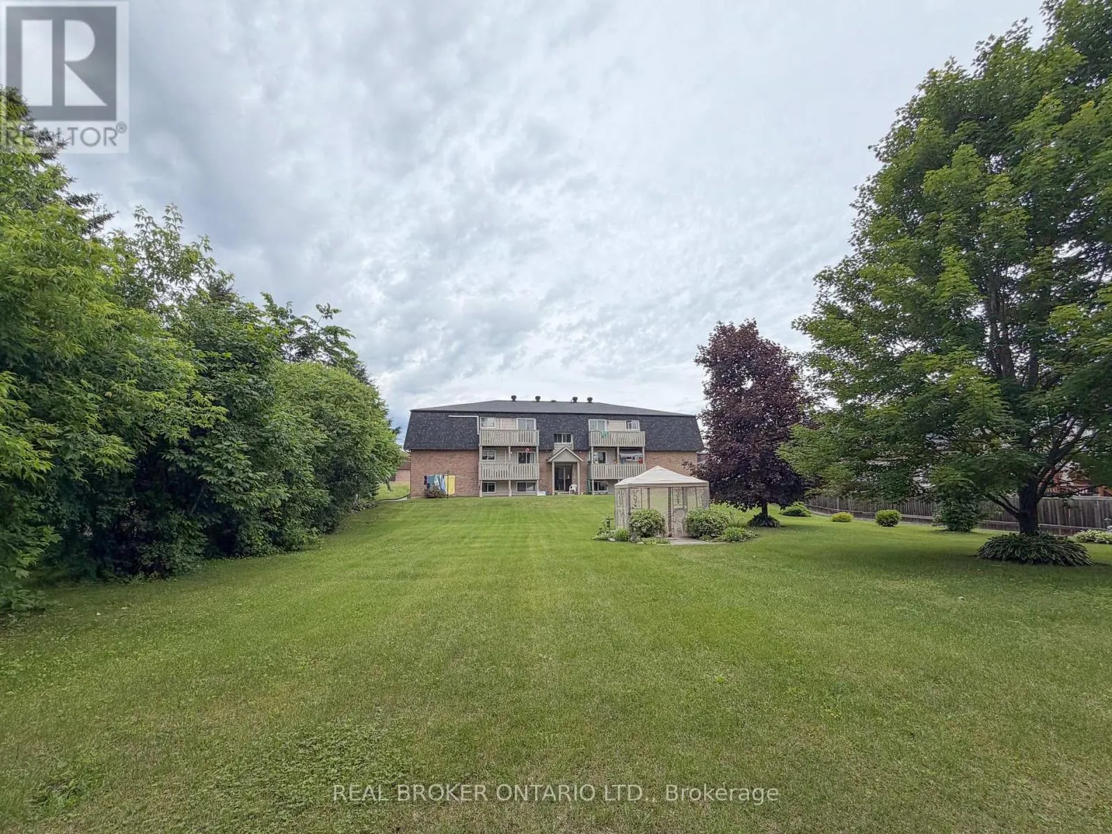 12 - 140 GEORGE STREET W