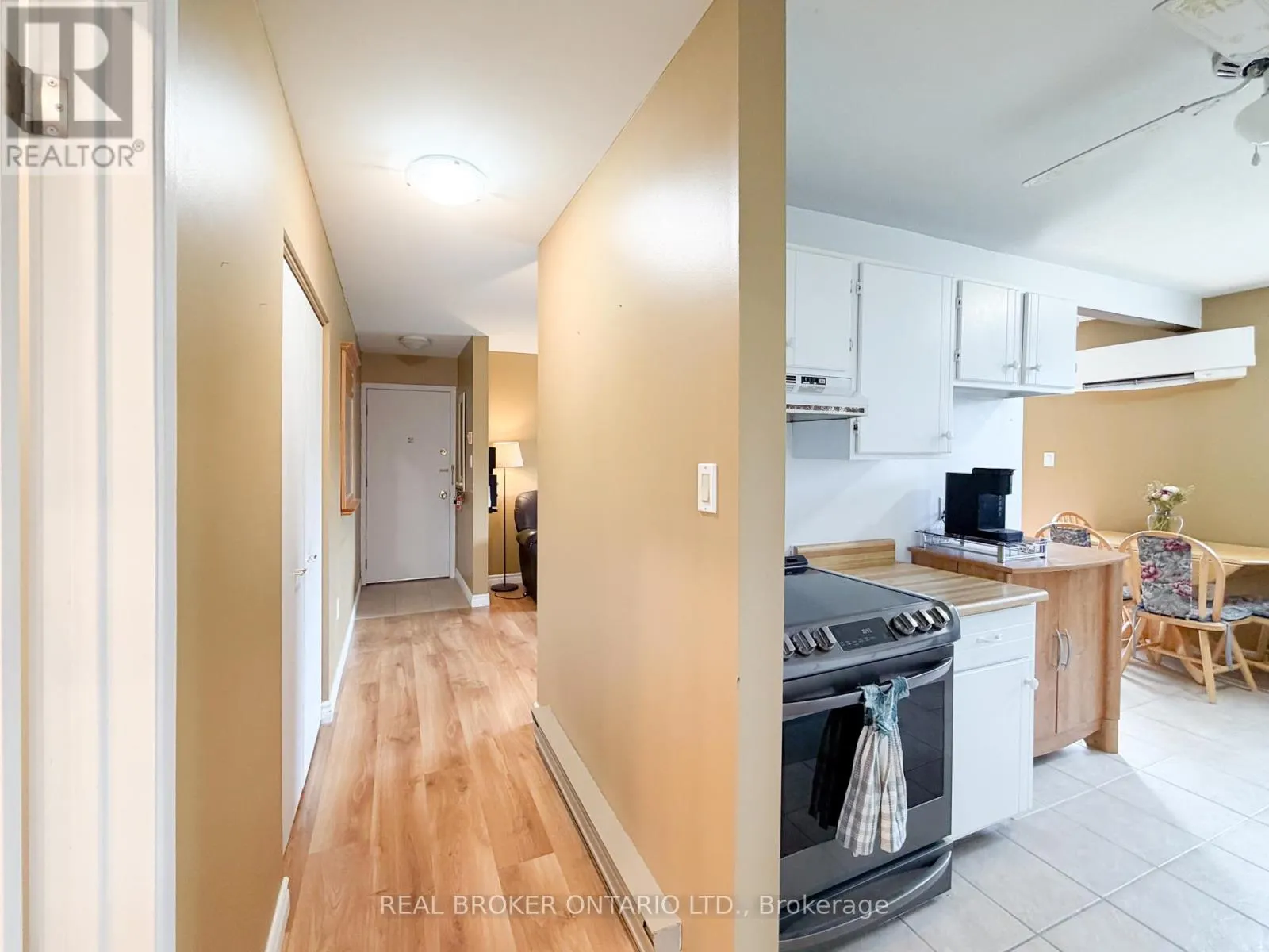 12 - 140 GEORGE STREET W