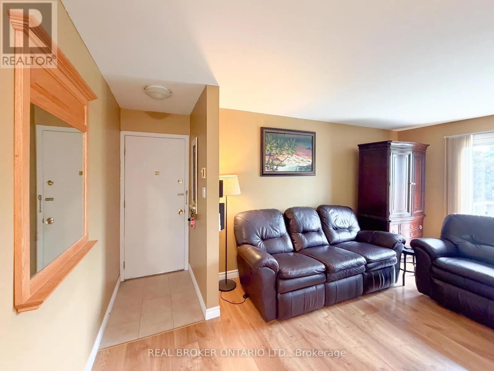 12 - 140 GEORGE STREET W