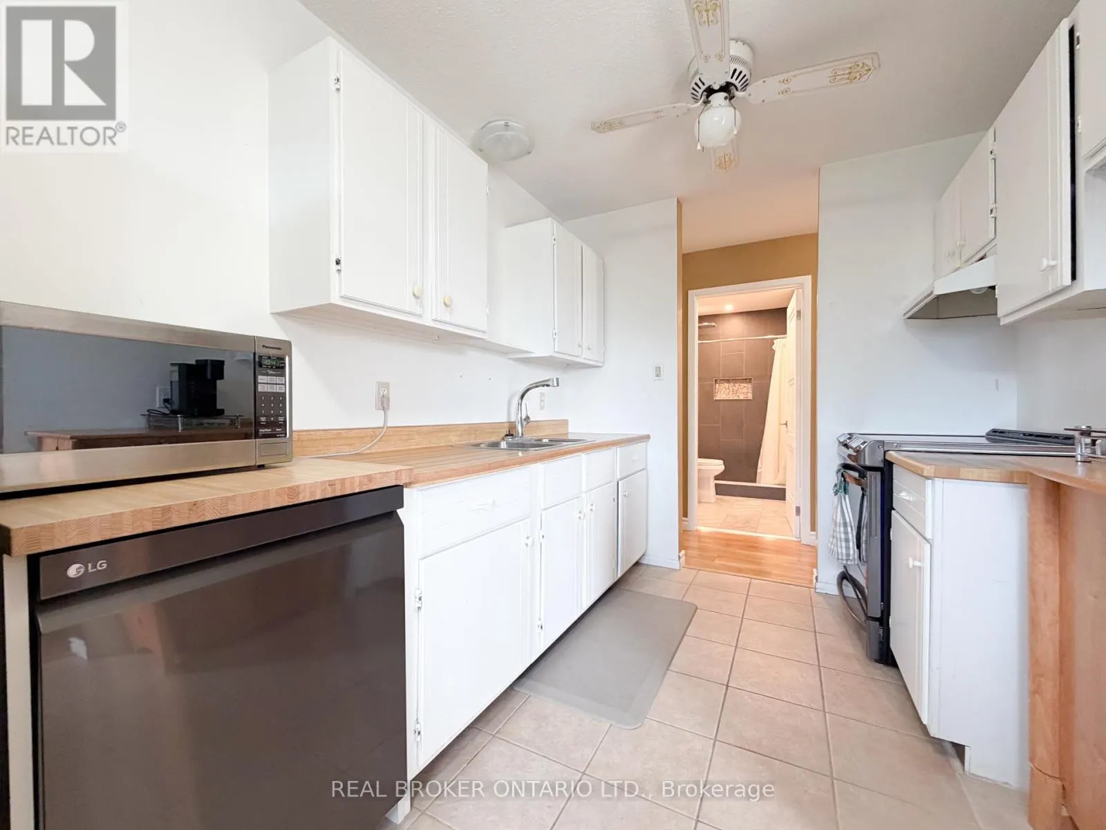 12 - 140 GEORGE STREET W