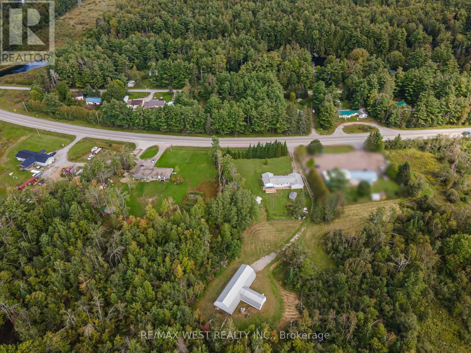 7621 HWY 35