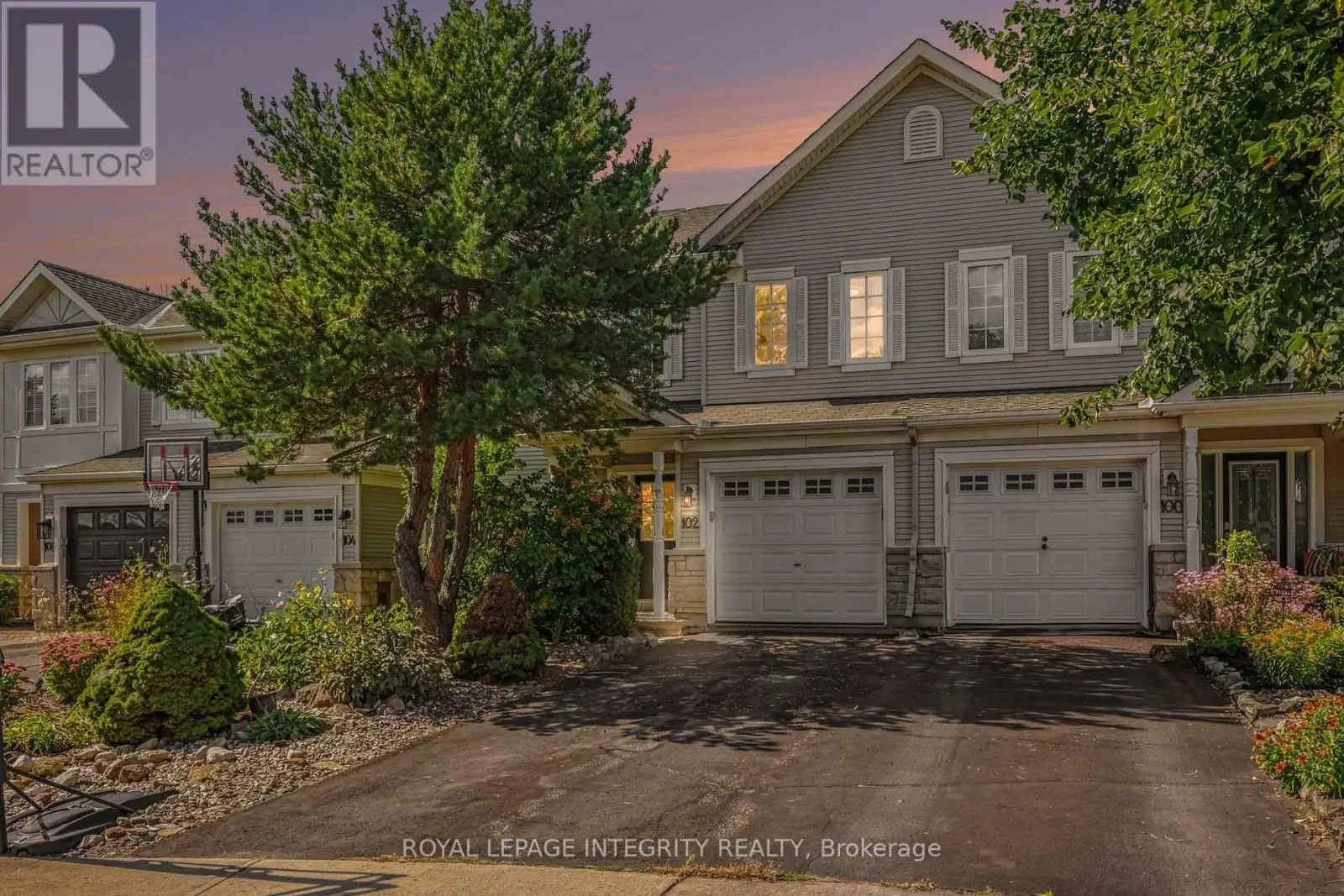 102 HAWKTREE RIDGE