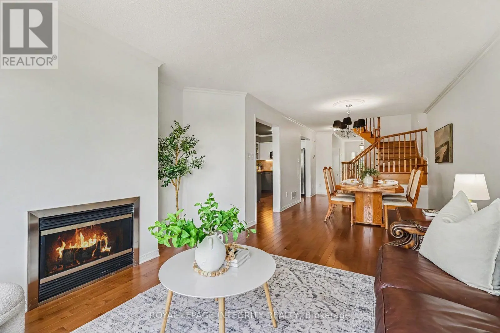 102 HAWKTREE RIDGE