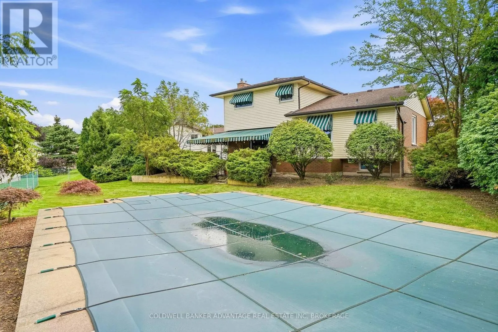 7 LEE CRESCENT