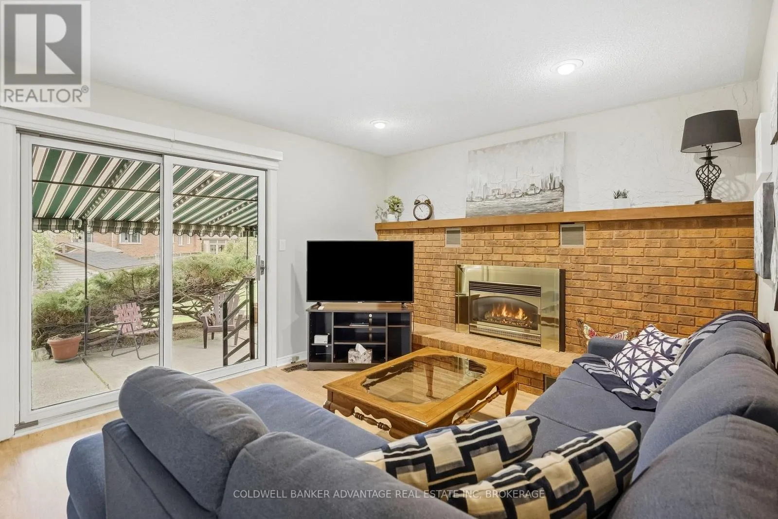 7 LEE CRESCENT