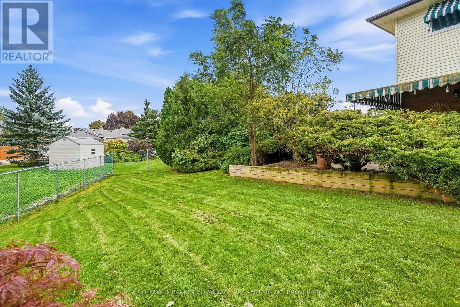 7 LEE CRESCENT