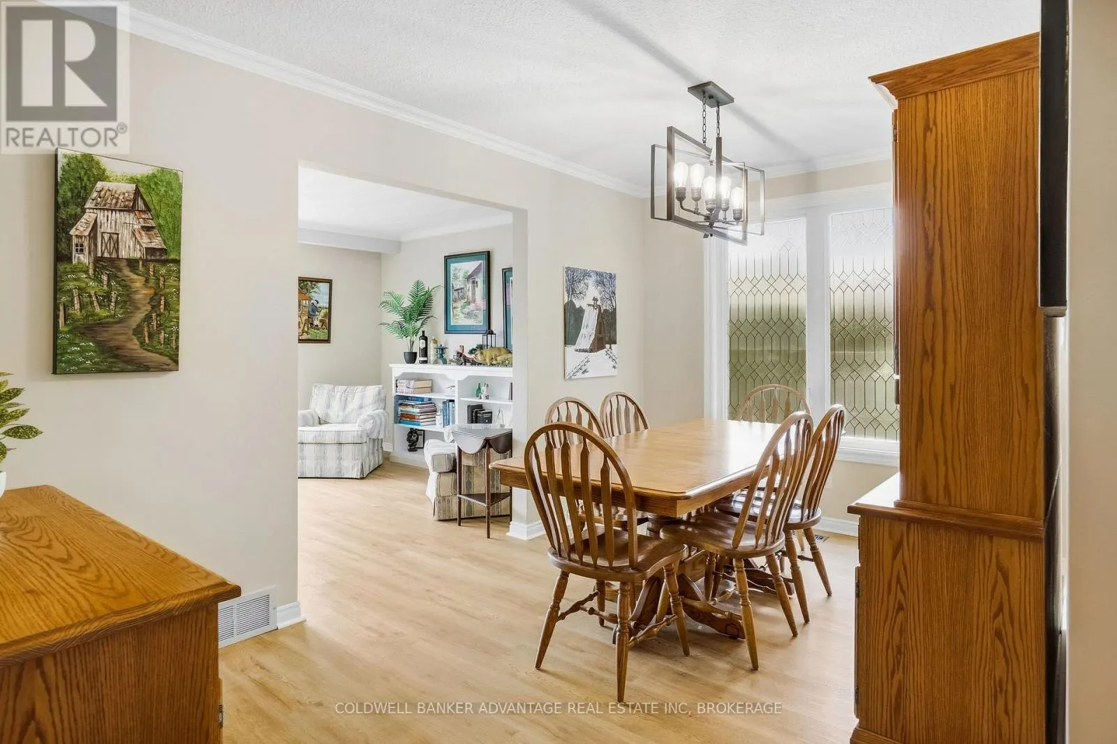 7 LEE CRESCENT