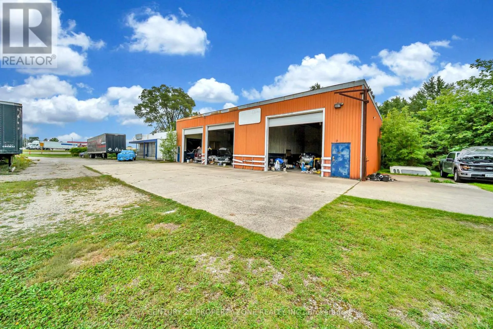685722 OXFORD COUNTY HWY 2