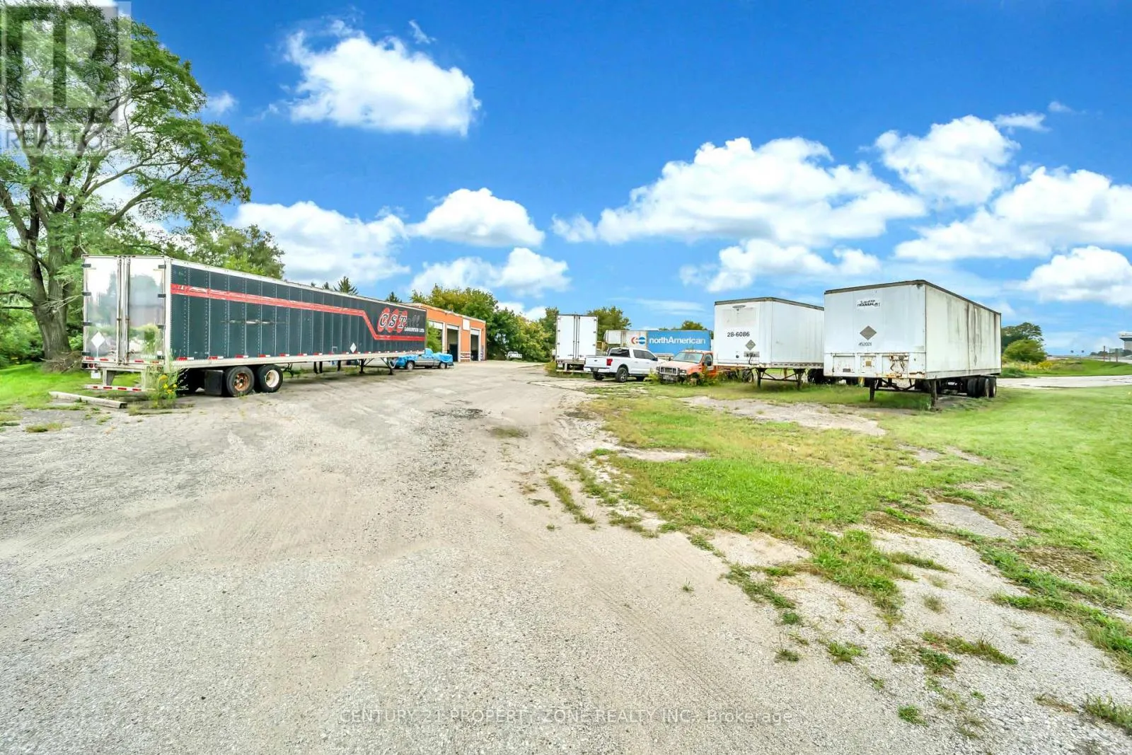 685722 OXFORD COUNTY HWY 2