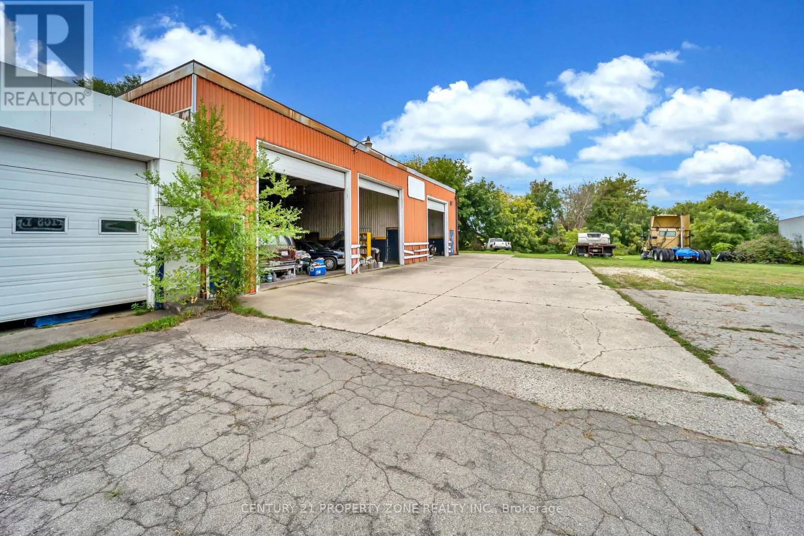 685722 OXFORD COUNTY HWY 2