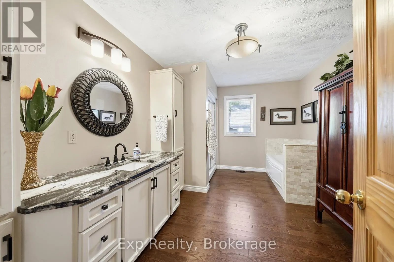 148 NORTH BEAVER LAKE ROAD