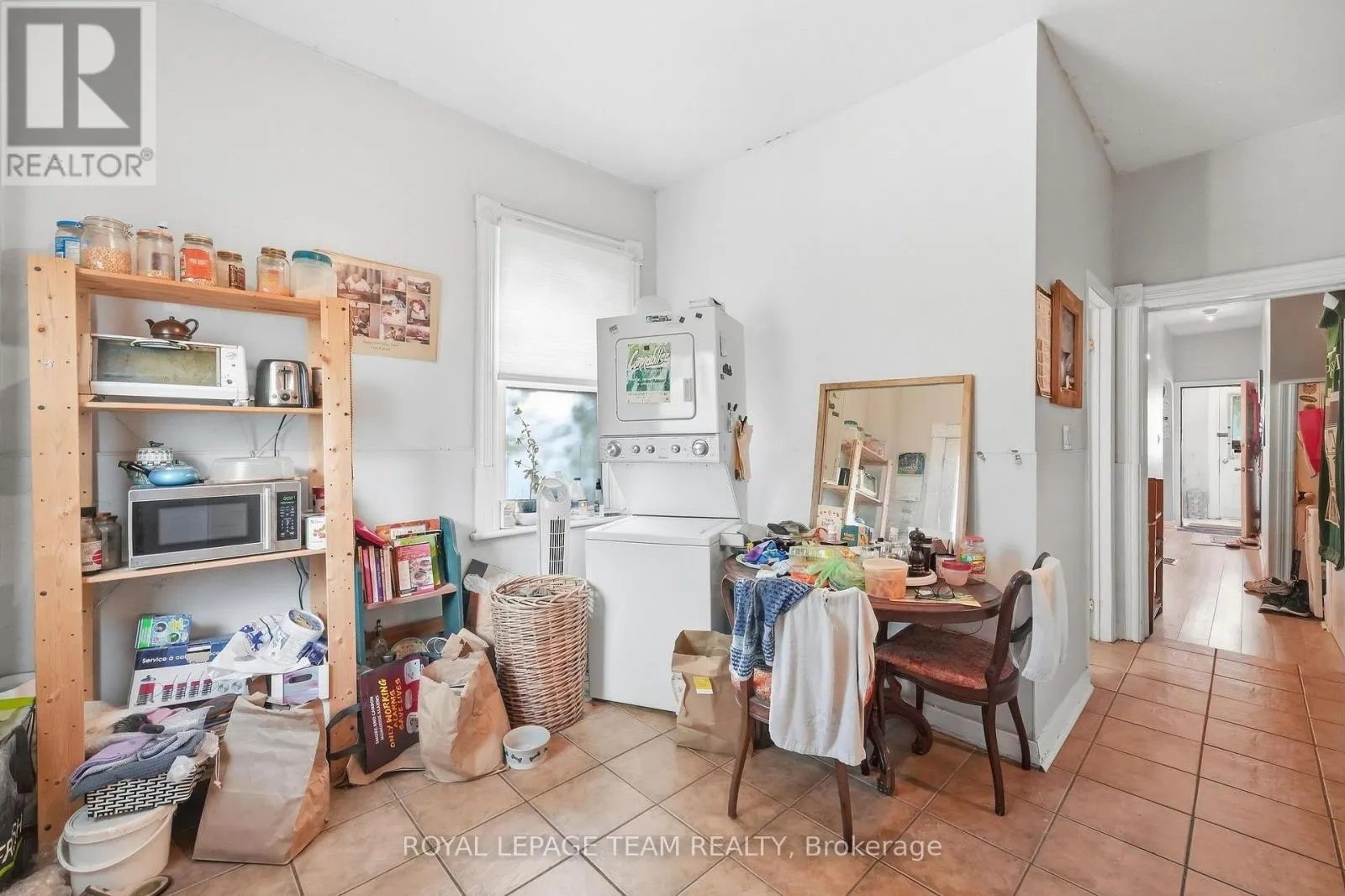 32 MELROSE AVENUE