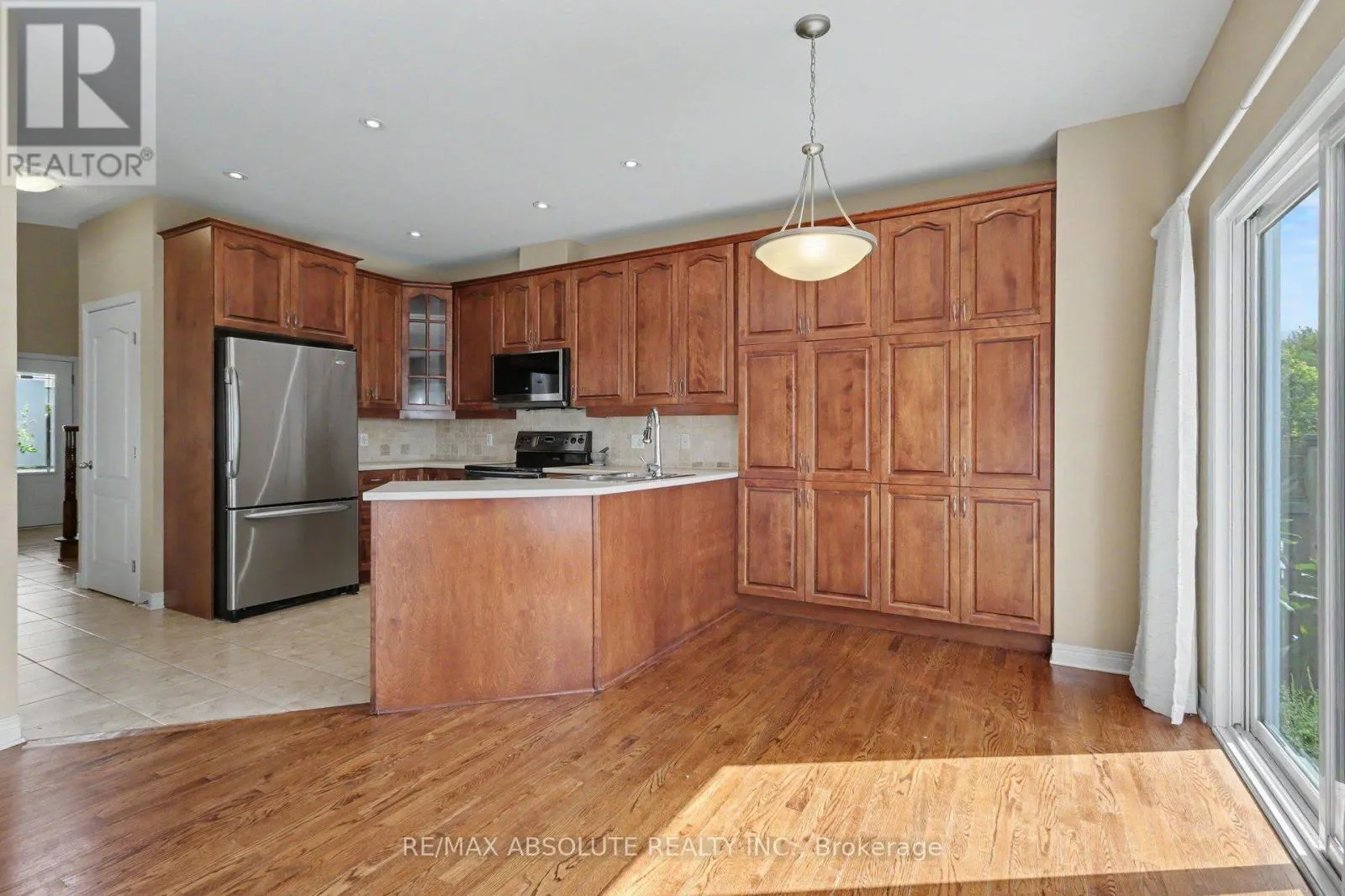 113 SIROCCO CRESCENT