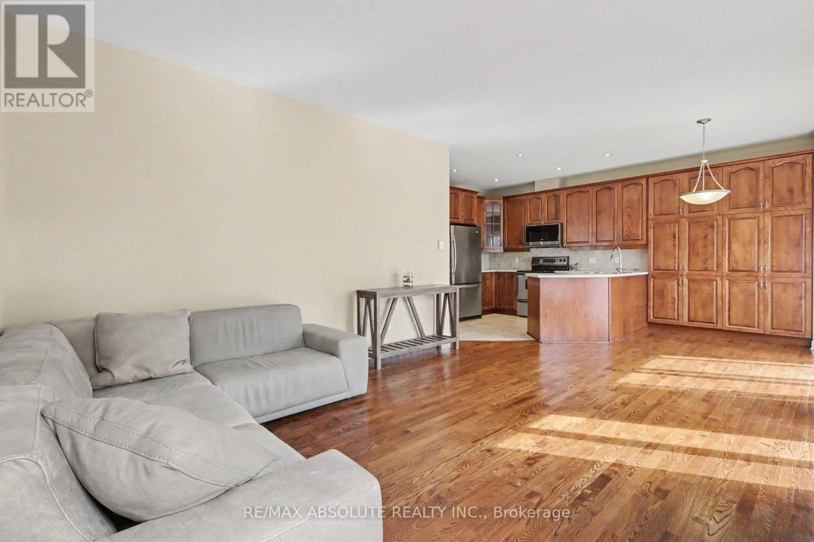 113 SIROCCO CRESCENT