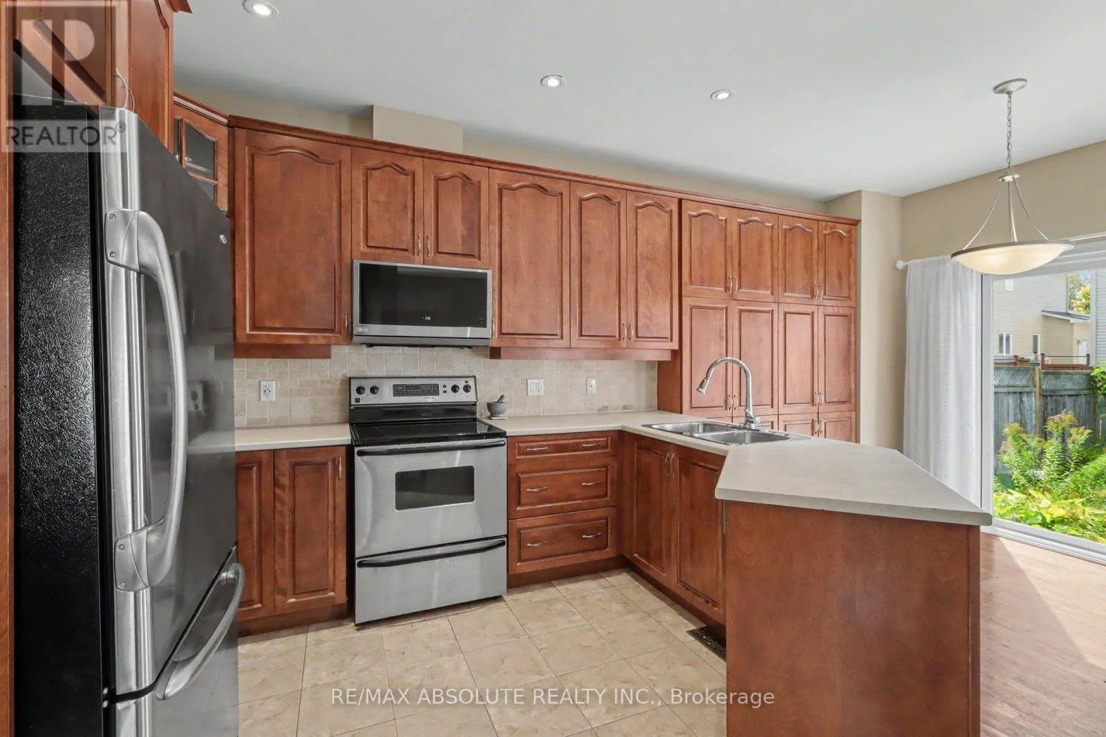 113 SIROCCO CRESCENT