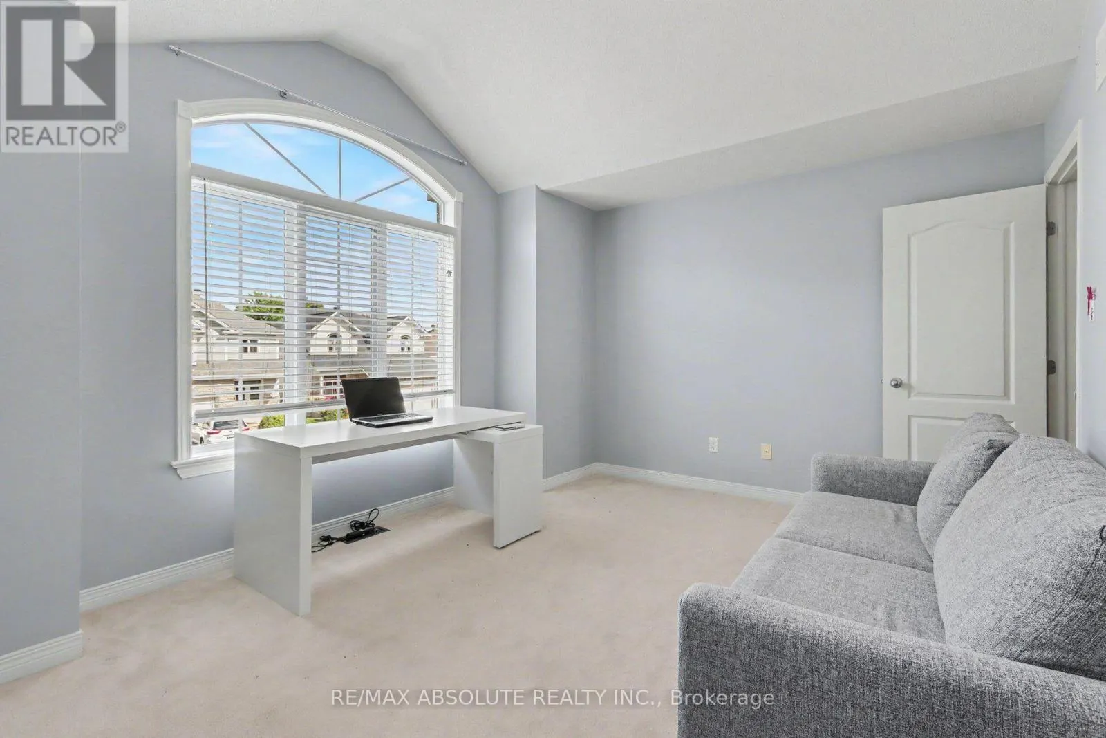 113 SIROCCO CRESCENT