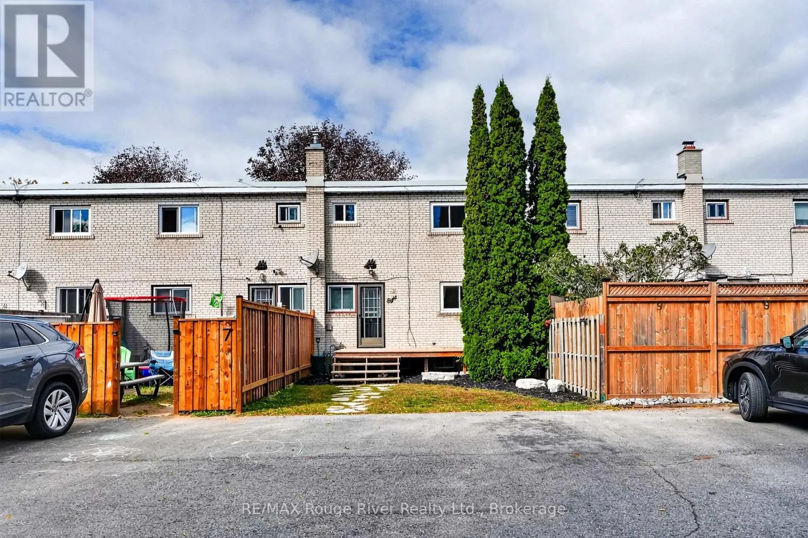 8 - 137 FURNACE STREET #8