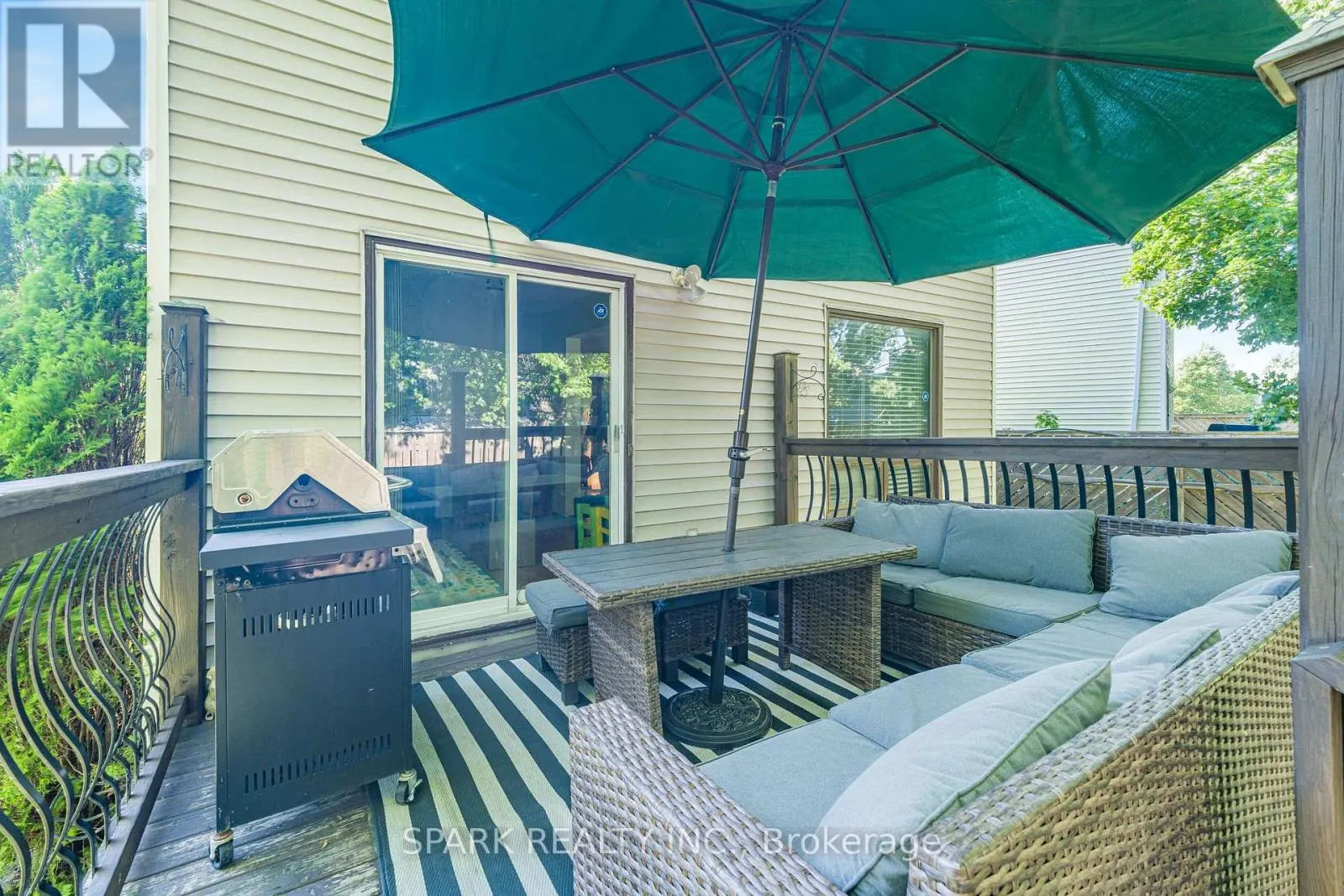 23 RANNIE COURT