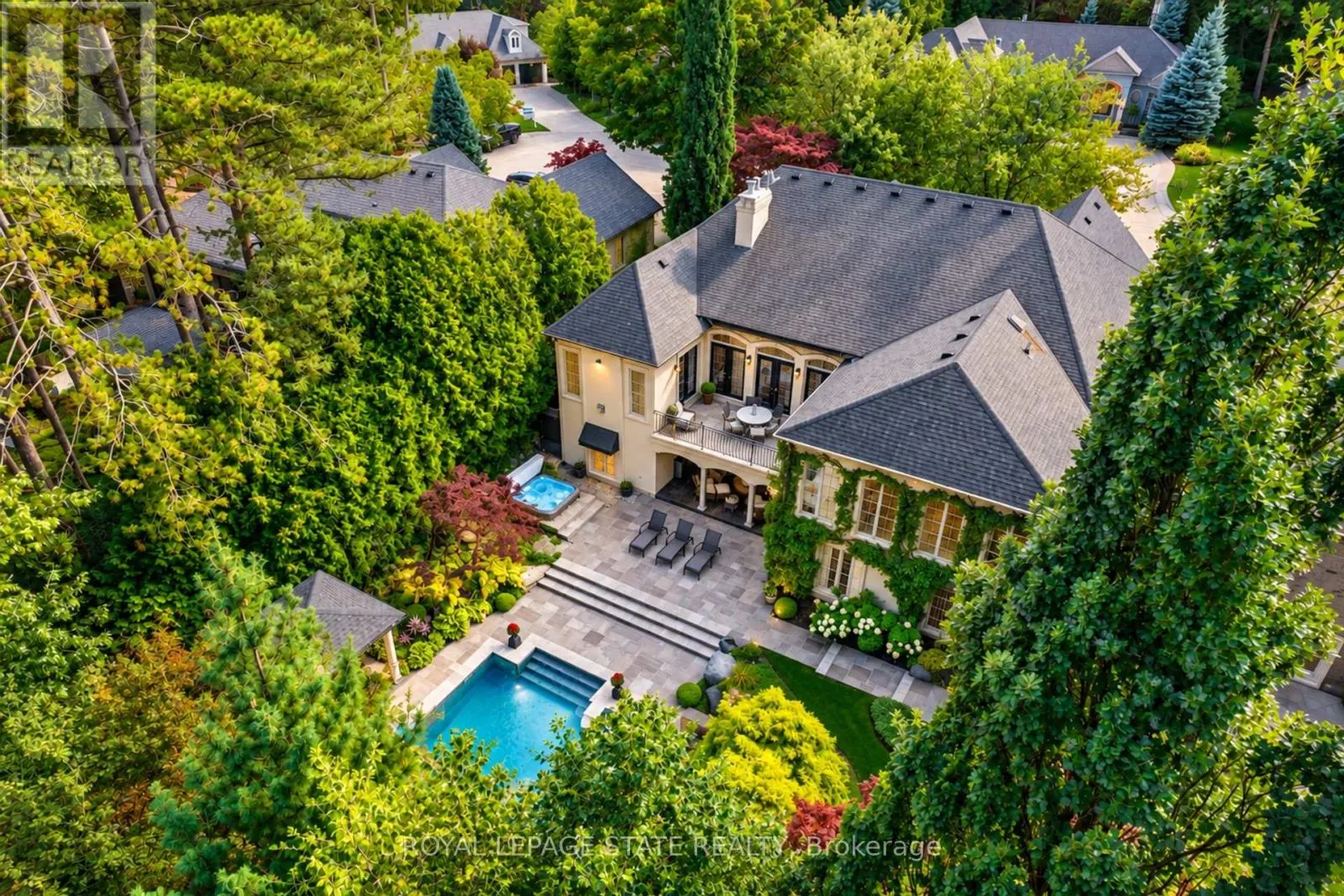 21 HARRINGTON PLACE