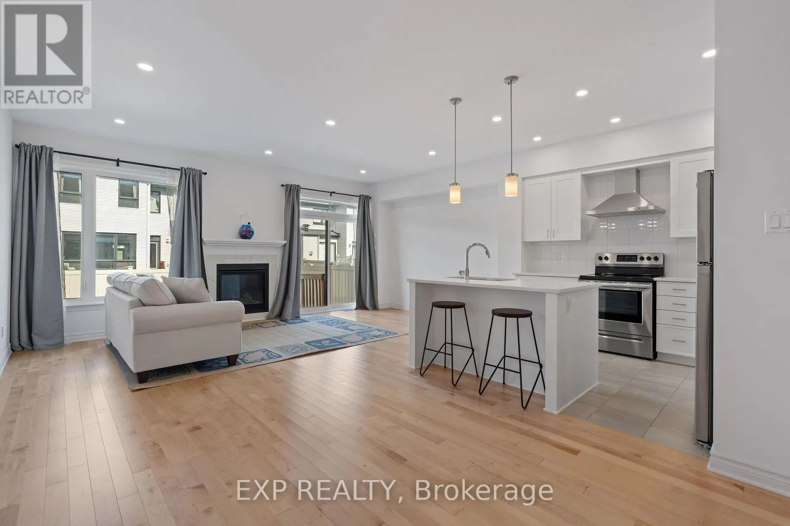 677 CORDELETTE CIRCLE