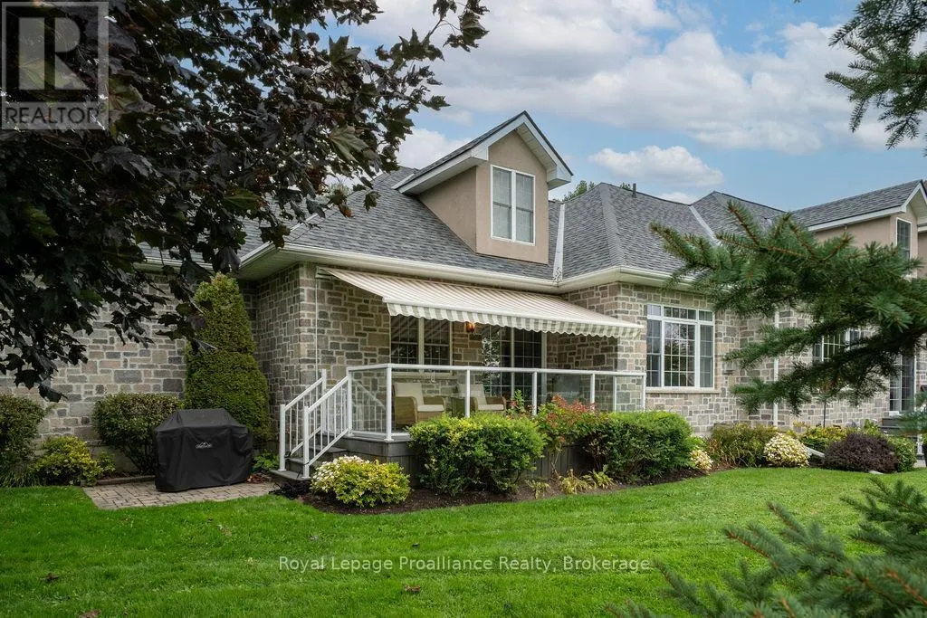 20 GRACEFIELD LANE