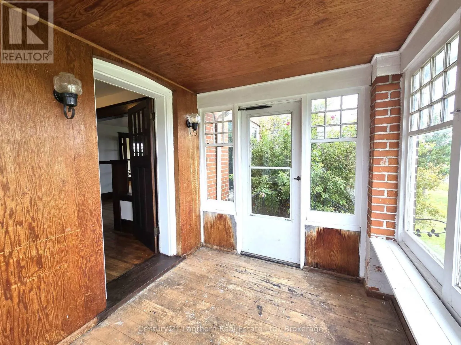 1014 HAMILTON ROAD
