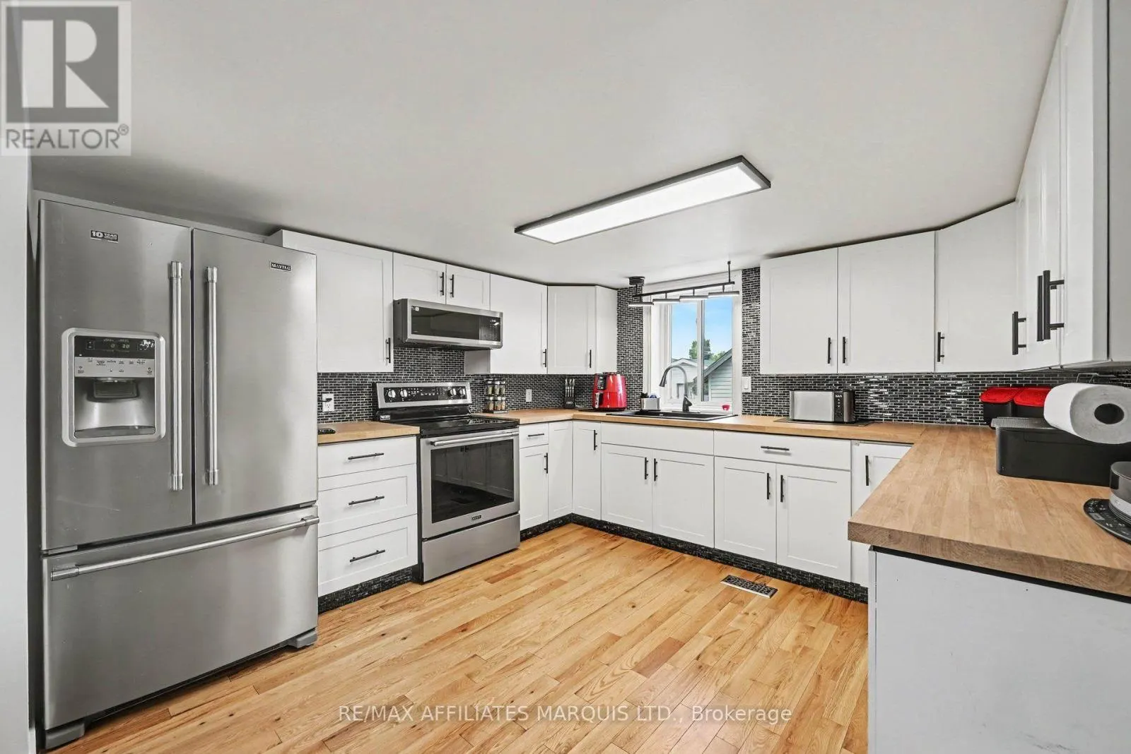 117 SUNNYSIDE AVENUE