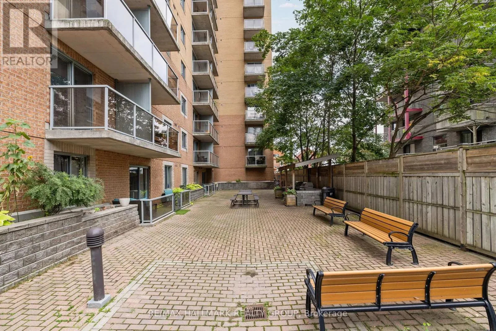511 - 429 SOMERSET STREET W