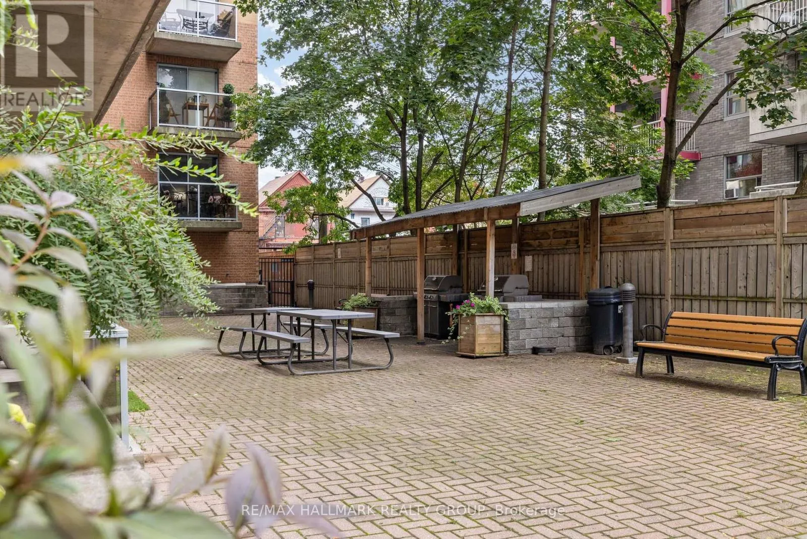 511 - 429 SOMERSET STREET W